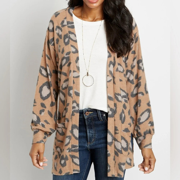 Maurices Tan & Gray Leopard Print Plush Open Front Cardigan Medium Women’s - Picture 11 of 11
